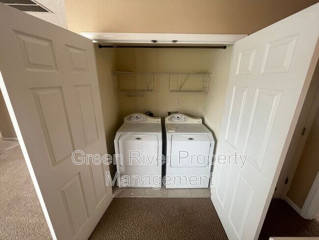 Building Photo - 1500 Calming Water Dr