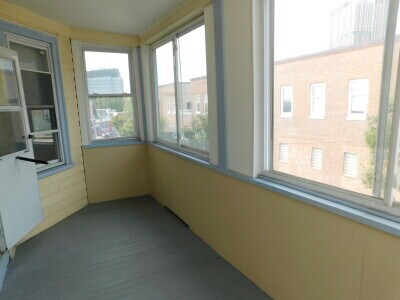 Building Photo - 81 Merriam St