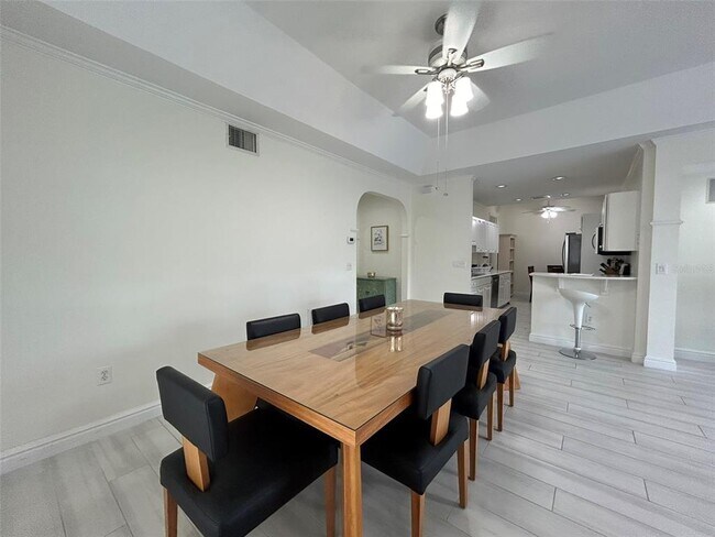 Building Photo - 3705 54th Dr W