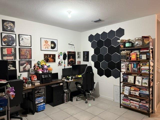 Building Photo - 2357 SE 10th St