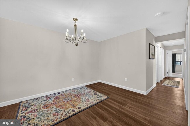 Building Photo - 517 Florida Ave
