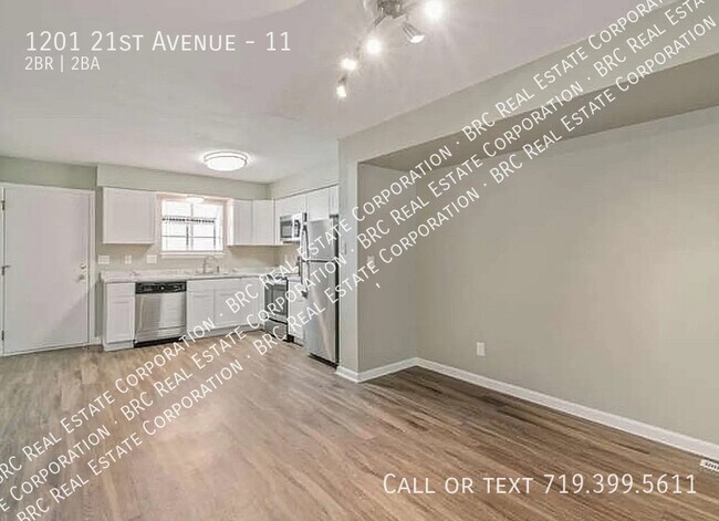 Building Photo - 1201 21st Ave