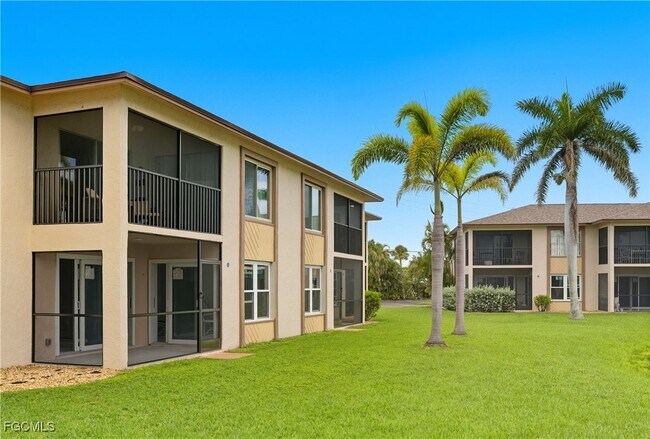 Building Photo - 16881 Davis Rd