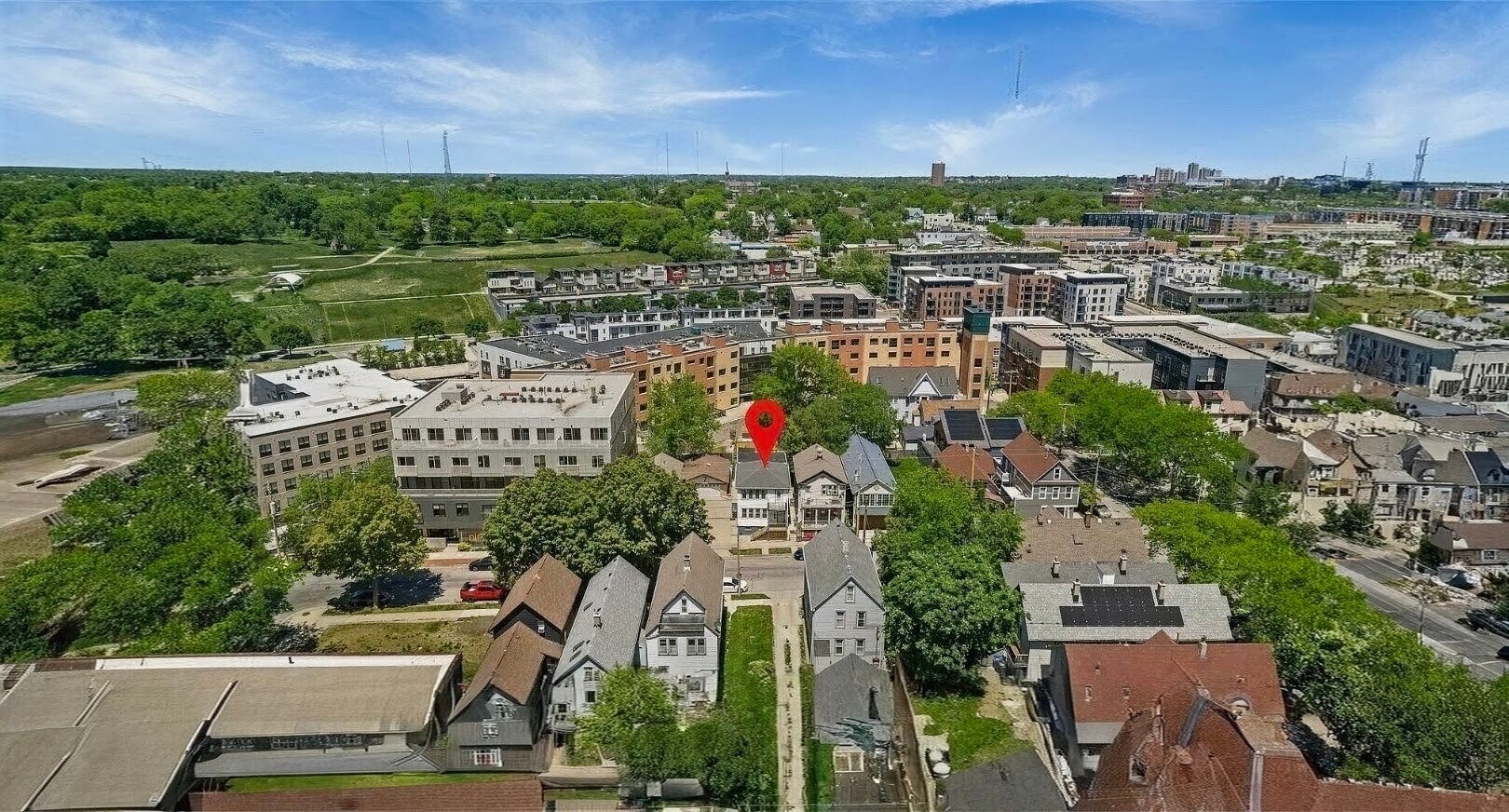 Building Photo - 928 E Land Pl