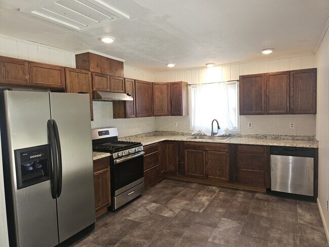 Building Photo - 619 Berwick Dr