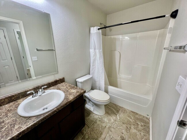 Building Photo - Well-maintained 3-bedroom, 2-bath single-story home built in 2016.