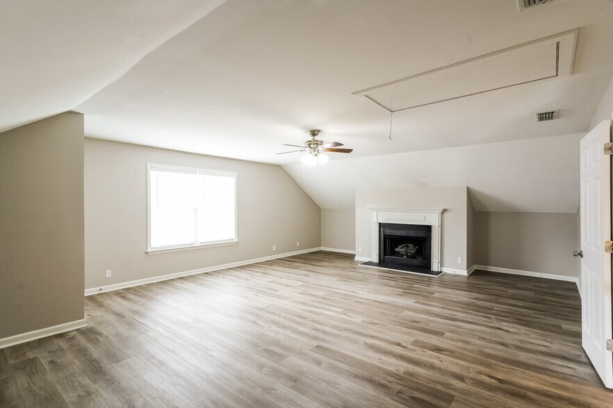 Building Photo - 1212 Orchard Mountain Ct