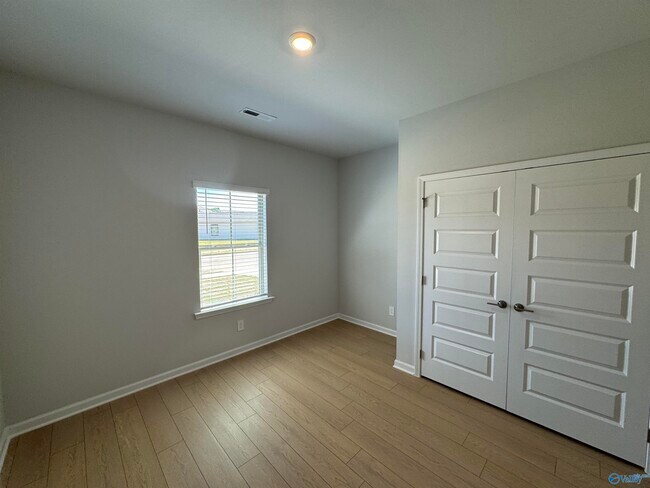 Building Photo - 15589 Ruthie Lynn Dr