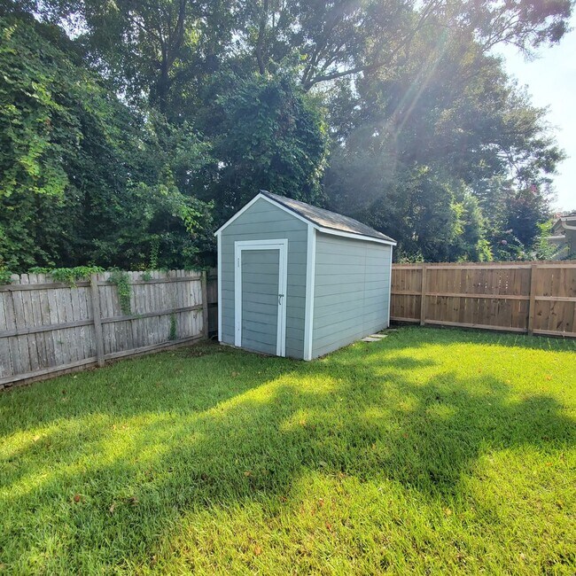 Building Photo - 5227 Abbott Cir