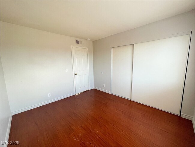 Building Photo - 5447 Retablo Ave