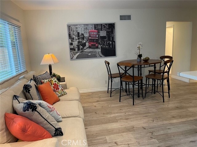 Building Photo - 4231 Manzanita St