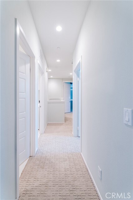 Building Photo - 5720 Spring St