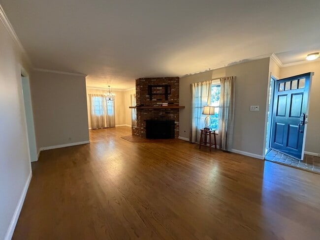 Building Photo - Beautiful 3 Bedroom Home in West Covina