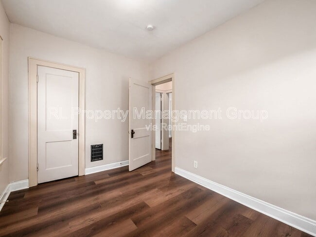 Building Photo - 1168 E Whittier St
