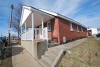 Building Photo - 131 Prall St