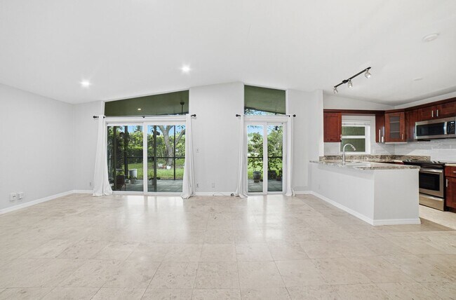 Building Photo - 11600 Timbers Way