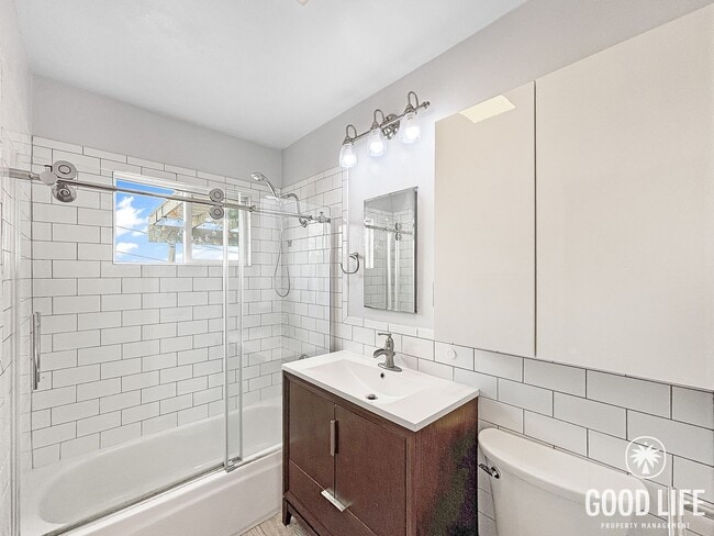 Building Photo - Unique 3BD/2BA Home in El Cerrito with Panoramic Views, Trex Deck & Large Yard