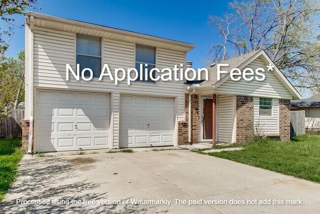 Primary Photo - No Application Fees* $500 off 1st months r...