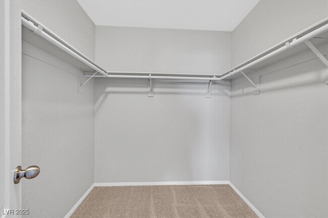 Building Photo - 8920 Hand Painted Ct