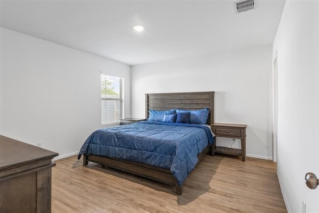 Building Photo - 9311 Sierra Pt Wy