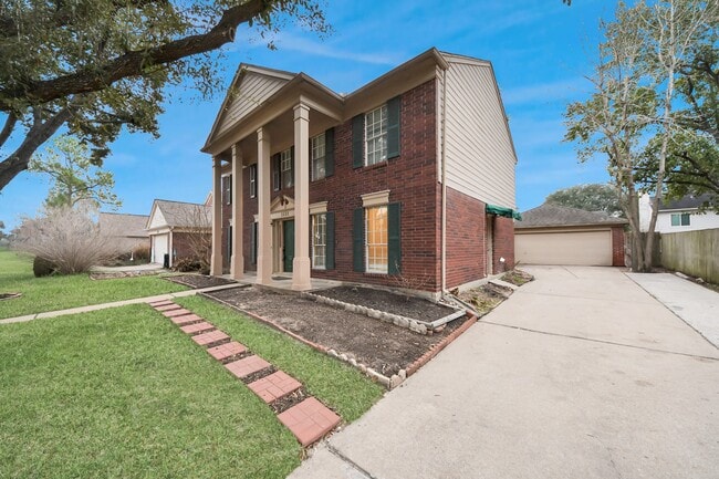 Building Photo - 1111 Cascade Creek Dr