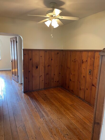 Building Photo - 2625 Park Ave