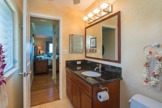 Building Photo - 78-7030 Alii Dr #309
