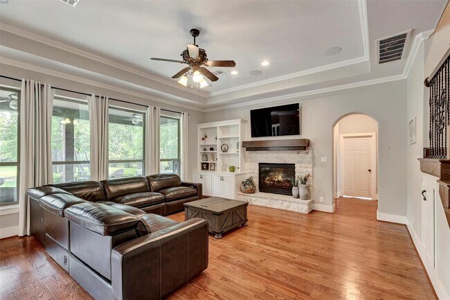 Building Photo - 6303 Star Light Ct