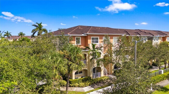 Building Photo - 10800 NW 88th Terrace