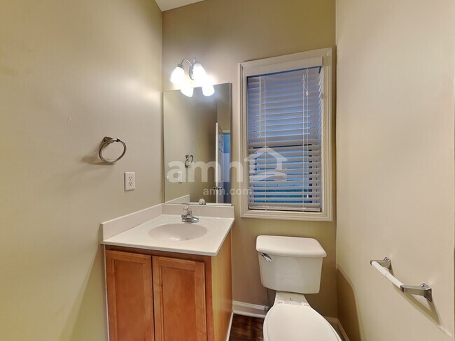 Building Photo - 2313 Worrall Hill Dr