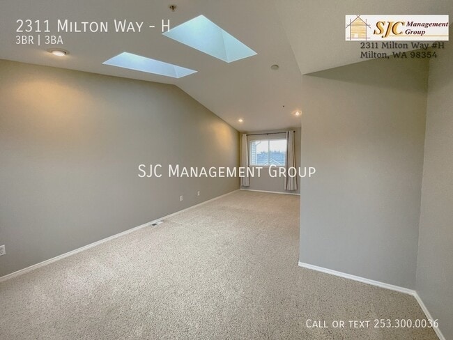 Building Photo - 2311 Milton Way