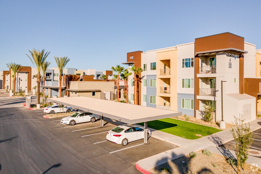 Building Photo - Parc Roundtree Ranch