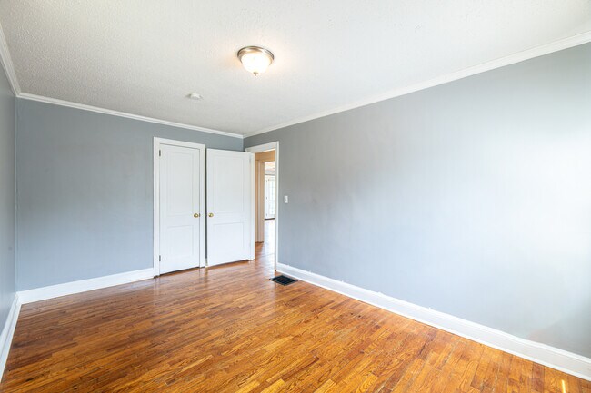 Building Photo - 1314 Goldleaf St