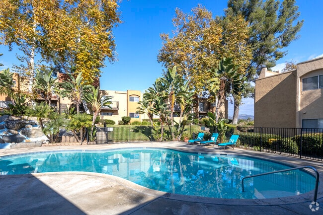 Pool - Woodlake