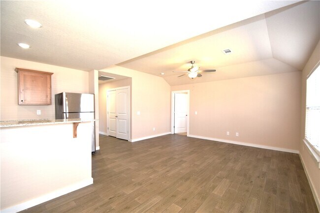 Building Photo - 1572 Sandpiper St