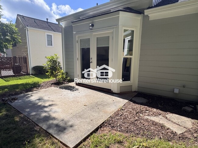 Building Photo - 4850 N Bridges Dr