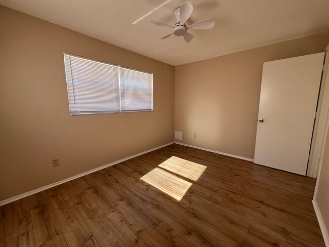 Building Photo - Charming 3-Bed, 2 Bath Home in Waterway Es...