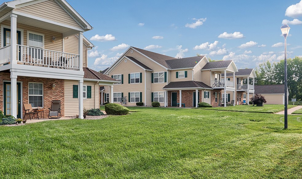 Westview Commons Apartment Homes 350 Westview Commons Blvd Rochester