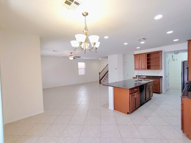 Building Photo - 10095 Lady Apple Dr
