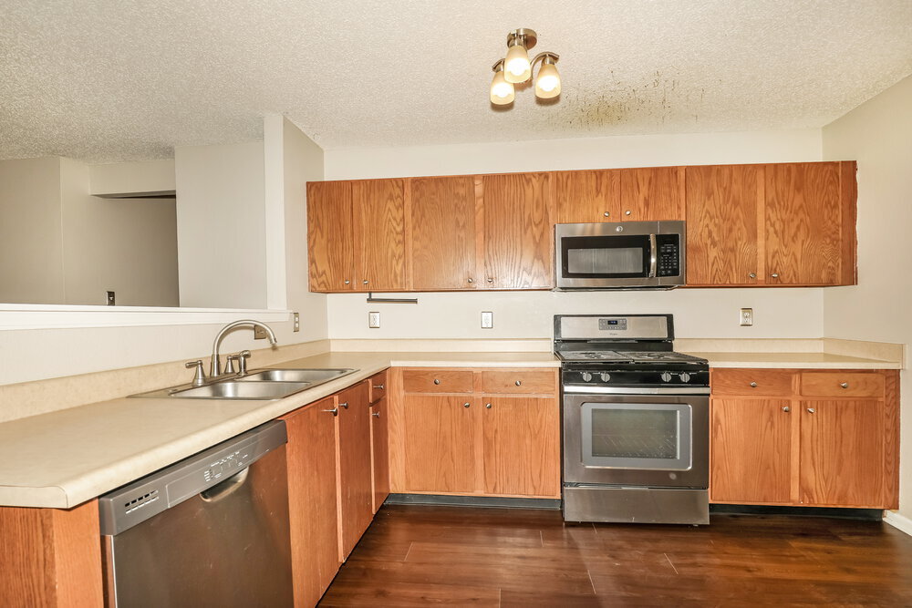 Building Photo - 14428 Black Farm Dr