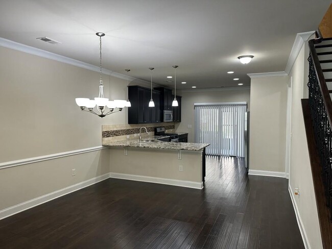 Building Photo - 7940 Pierpoint Ln