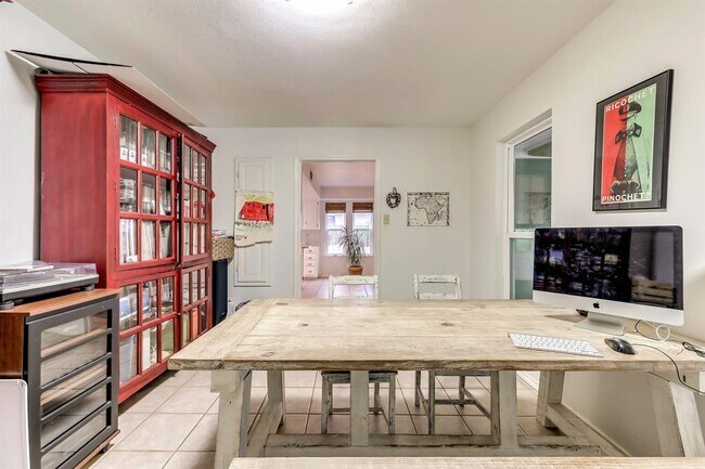 Building Photo - 11418 Pradera Dr