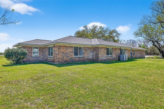 Building Photo - 11934 FM 1994 Rd