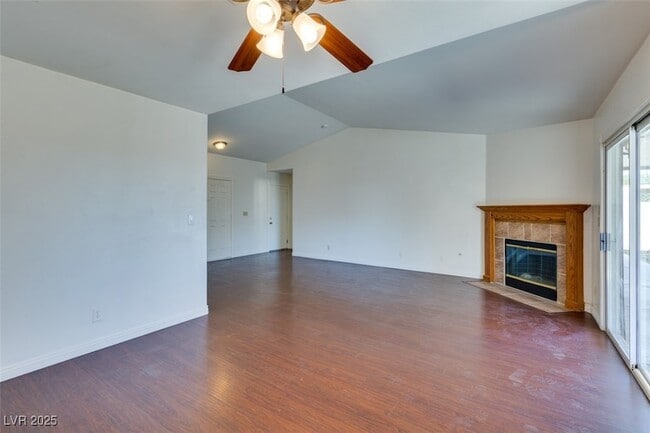 Building Photo - 5034 Lark Canyon Ct