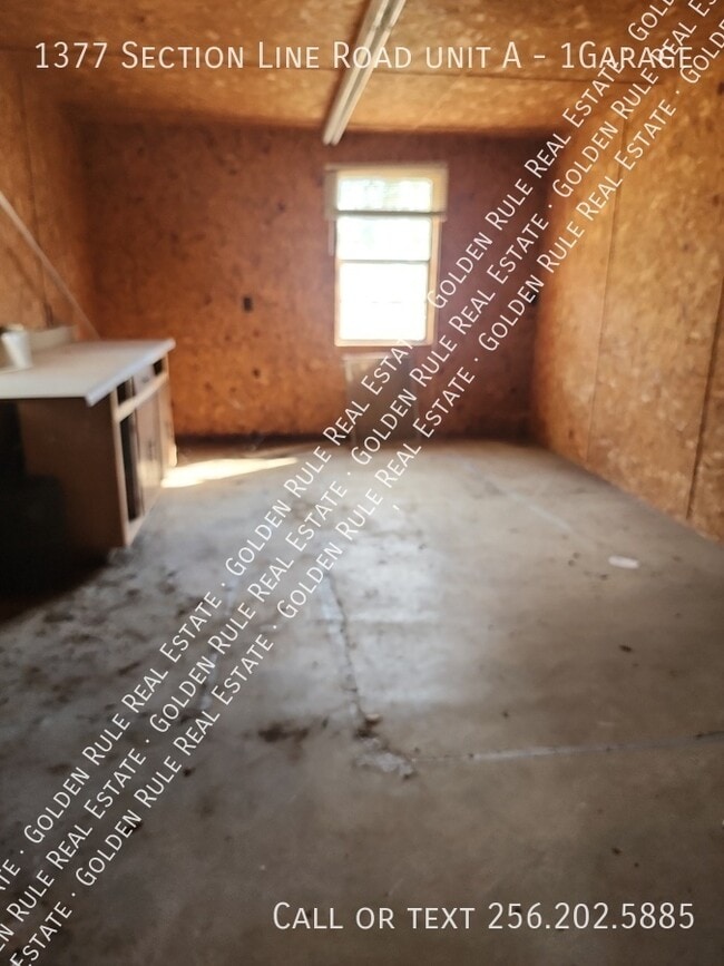 Building Photo - 1377 Section Line Rd