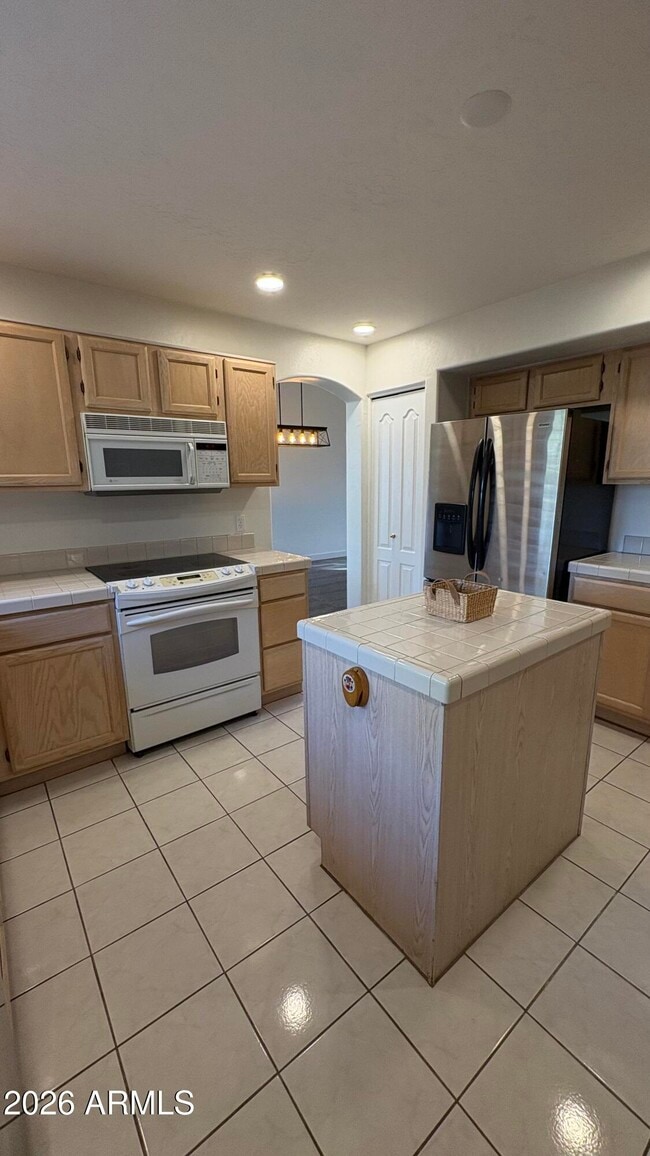 Building Photo - 19632 N 73rd Ave