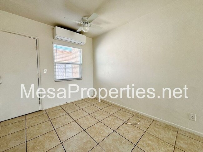 Building Photo - 26650 Josma Rd