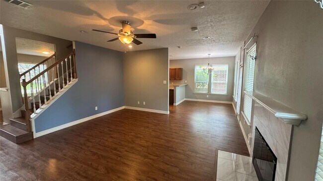 Building Photo - 209 McVoy Dr