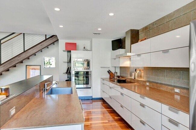 Building Photo - 4507 N 12th St