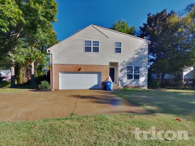 Building Photo - 202 Harris Ct